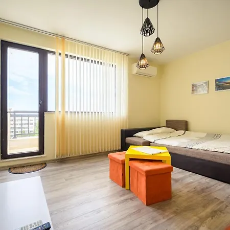 Panoramic Studio 15 Min From All In Bypmm Plovdiv